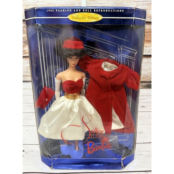 Vintage 1997 Silken Flame Brunette Barbie 1960's Fashion Reproduction *read - Picture 1 of 16